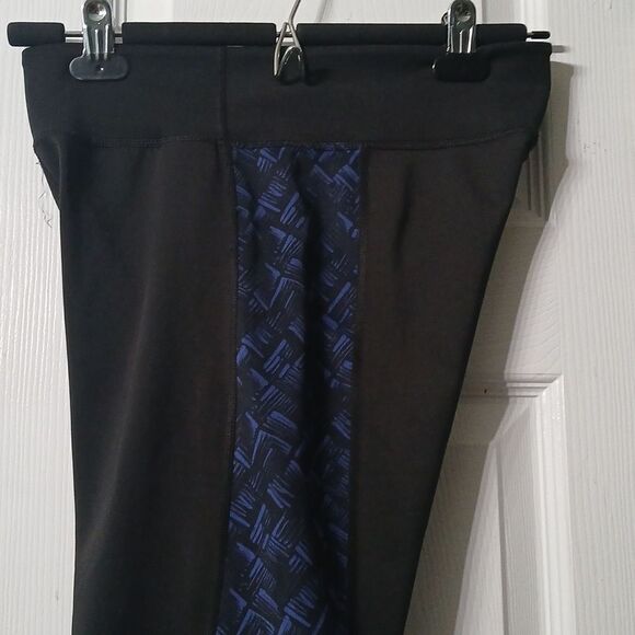 Adidas Climalite black blue workout capri pants Sz S EUC - Picture 8 of 9